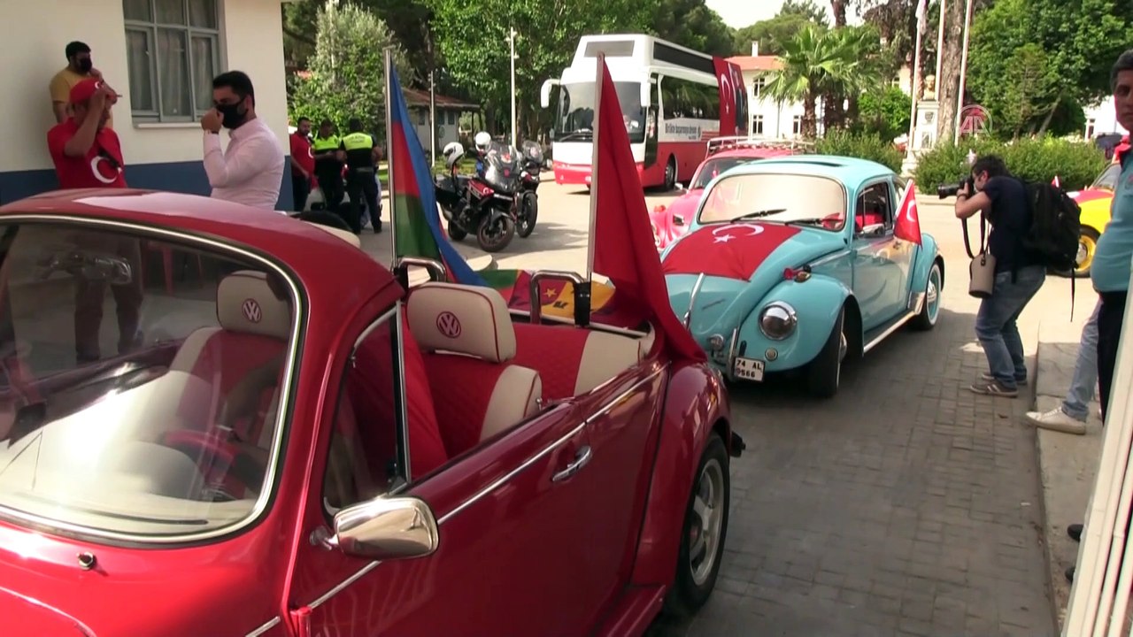 19 Mayıs Atatürk'ü Anma, Gençlik ve Spor Bayramı'na kortejli kutlama - ANTALYA