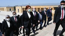 İYİ Parti Genel Başkanı Meral Akşener’den Anıtkabir ziyareti