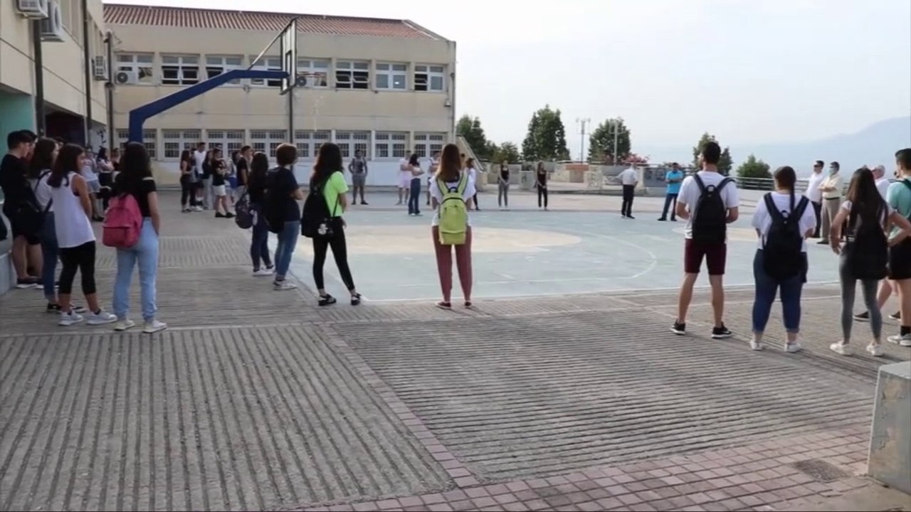 Συμβουλές για τον Κορωνοϊό στο 3ο λύκειο της Λα...