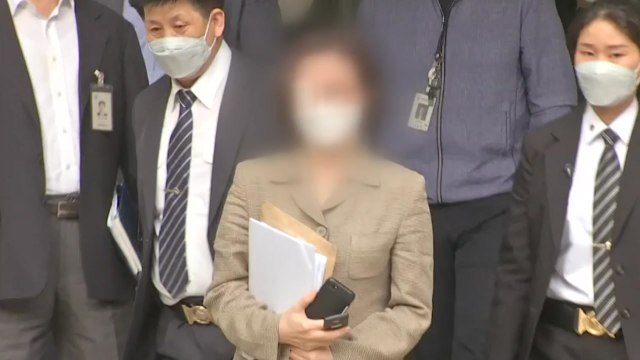 [뉴있저] '조국 가족' 재판 참관기...'윤미향 보도' 쏟아내는 언론 / YTN