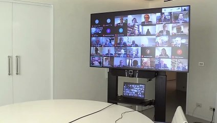 Letizia se reúne para medir el daño de la cuarentena en los jóvenes