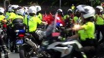 İstanbul Emniyet Müdürlüğü ekipleri 101 Motosiklet ile şehir turu yaptı (1) - İSTANBUL