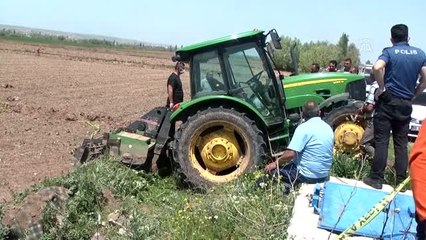 Freni boşalan traktörün altında kalan çiftçi öldü