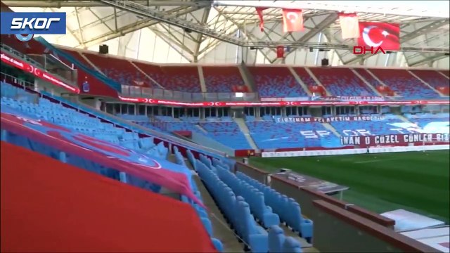 Tüm statlarda İstiklal Marşı çalındı