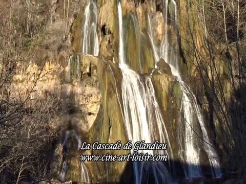 Balades et découvertes la spectaculaire Cascade de Glandieu vol 3 Ciné Art Loisir by JC Guerguy