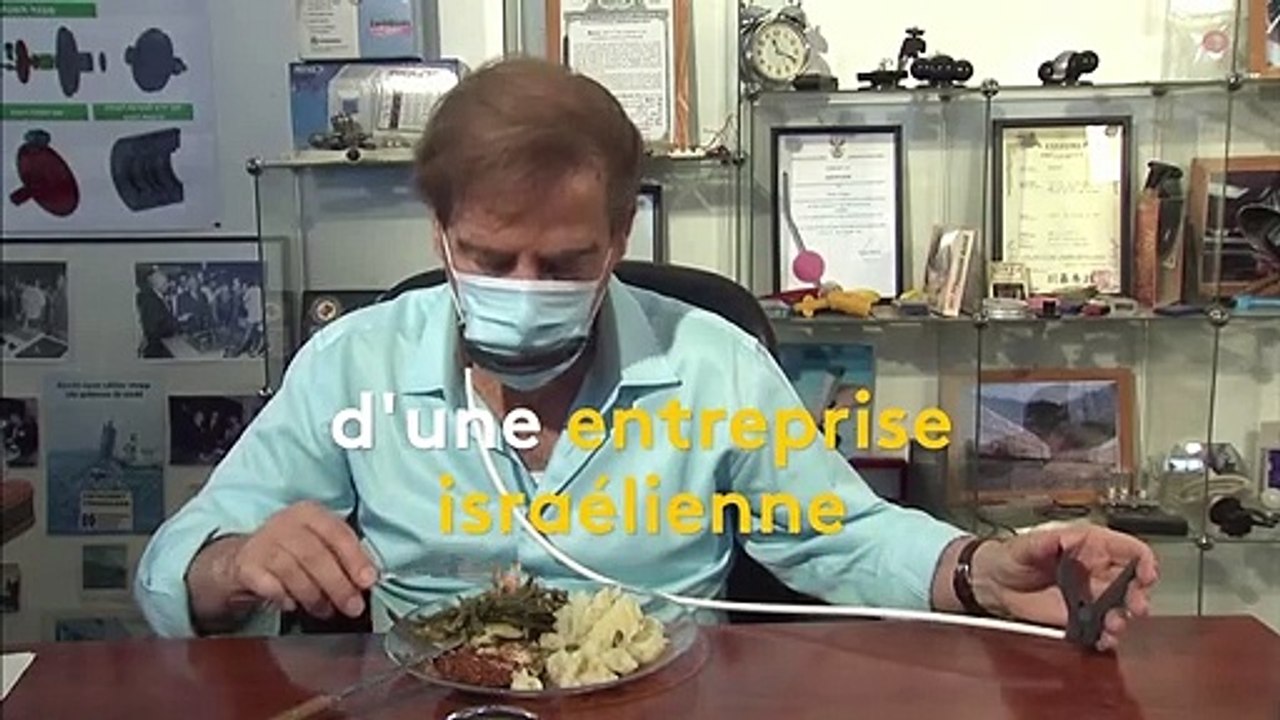 Coronavirus : des masques pour manger et boire