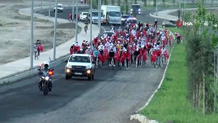 Nevşehir'de 101 bisikletliden 19 Mayıs korteji