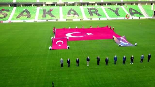 Sakarya'da 19.19'da İstiklal Marşı okuma etkinliği