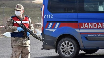 Van'da bir mahalle daha taziye katılanlar nedeniyle karantinaya alındı
