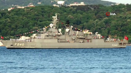 Dolmabahçe Açıklarındaki Yavuz Fırkateyni'nde 19.19’da İstiklal Marşı Okundu