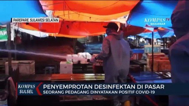 Penyemprotan Disinfektan Di Pasar,Pasca Seorang Pedagang Positif