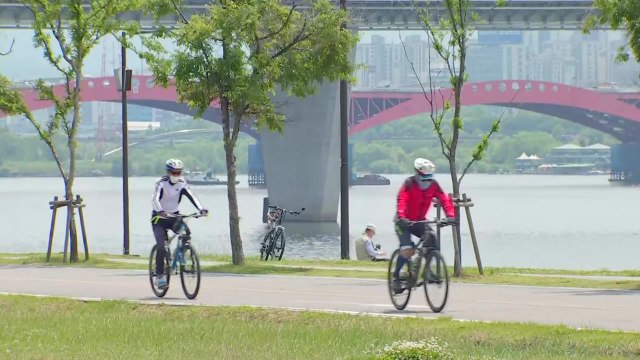 [날씨] 여름 더위, 서울 27℃·경산 30℃...자외선 주의 / YTN