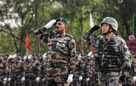 Indian Army conducts military exercise at Indo-Pak border near Rajasthan's Bikaner