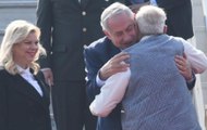 PM Modi and Israel PM Netanyahu on their way to Sabarmati Ashram