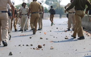 Download Video: Heavy Police deployed in Aurangabad as clashes over Bhima Koregaon takes ugly turn