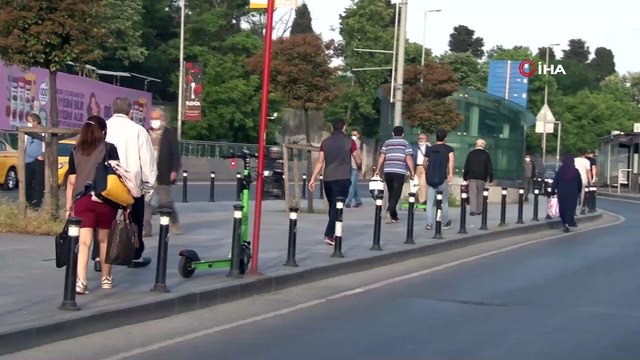 4 günlük sokağa çıkma kısıtlaması sona erdi vatandaşlar yollara döküldü