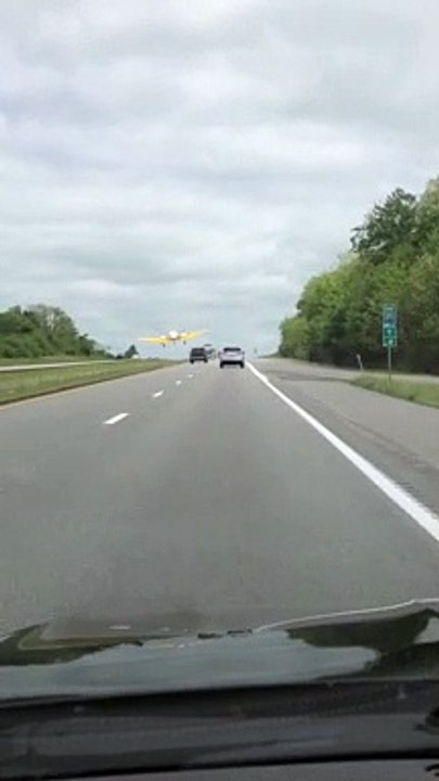 Airplane Emergency Landing on I-470 Highway