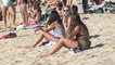 Lleno en las playas de Barcelona ante el anuncio confuso del Ayuntamiento de abrir al público