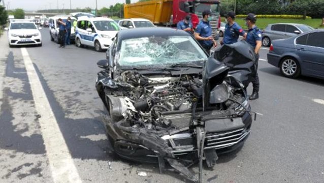 Son dakika: TEM otoyolunda meydana gelen kazada AK Parti Milletvekili Atilla Ödünç yaralandı