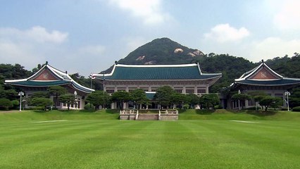 靑 "윤미향 거취, 청와대가 입장 밝힐 문제 아냐" / YTN