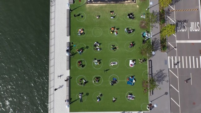 Coronavirus: Outdoor social distancing circles arrive in New York