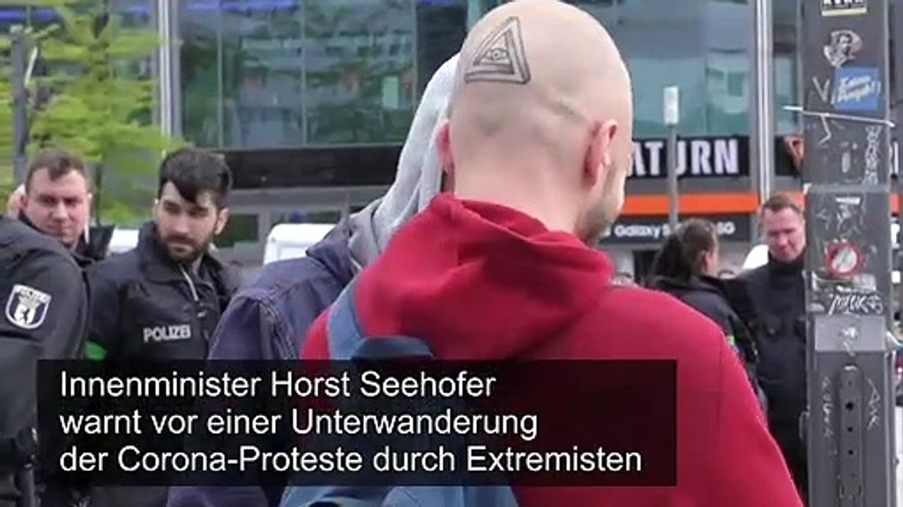 Seehofer: Extremisten unterwandern Corona-Proteste