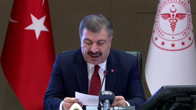 Bakan Koca: 'Yarın itibarıyla iş yerlerinde, o iş yerinde uyulması gereken kuralları gösteren afişler ve rehberlerle karşılaşacaksınız'- ANKARA