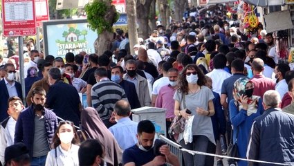 Van'daki bayram alışveriş yoğunluğu pes dedirtti