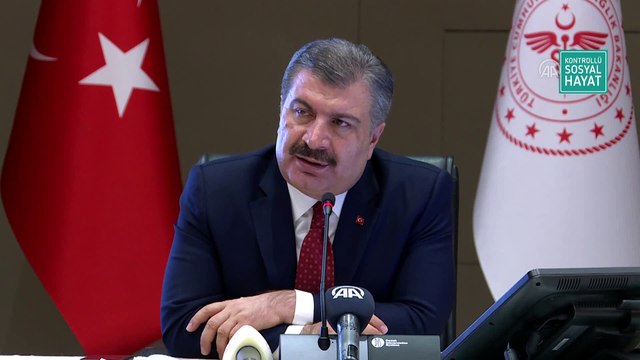 Bakan Koca: '65 yaş üzeri memleketlerine gideceklere, 1 ay dönmemek üzere, bir izin durumu yarından itibaren söz konusu olacak' - ANKARA