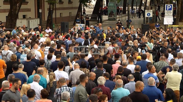 Budina: Jemi kockë e fortë! Te trualli i teatrit të ndalohen punimet, do të pengojmë projektin