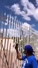 Us Police Showers Flowers at Gurudwara for helping people in USA