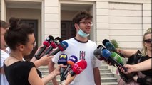 “Unë jam grushti i fortë i munguem i Migjenit”/ Shembja e Teatrit Kombëtar, protestë edhe në Shkodër