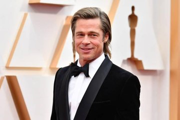 Brad Pitt Surprised Graduates From His Missouri Hometown