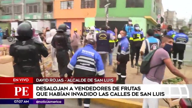 Primera Edición: Vendedores de frutas invadieron calles de San Luis