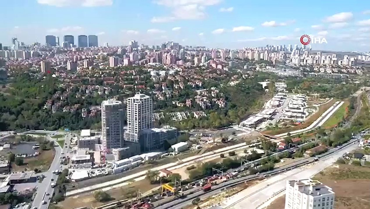 Sağlık Bakanı Koca  Başakşehir Çam ve Sakura Şehir Hastanesi'nin videosunu paylaştı