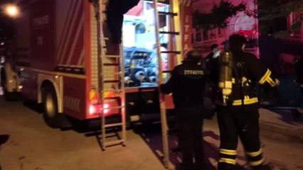 Çorum'da alevler arasında kalan yaşlı çift, itfaiye tarafından kurtarıldı