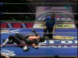 La Sombra vs Volador Jr. in a lightning match