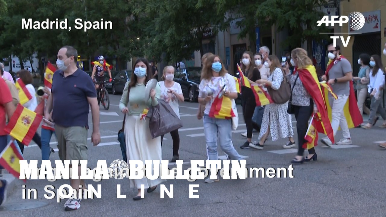 Protesters demand 'freedom' as lockdown extended in Spain