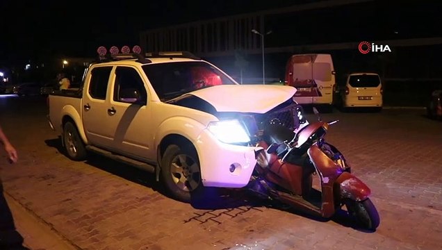 Motosiklet otomobile ok gibi saplandı: 1 ölü