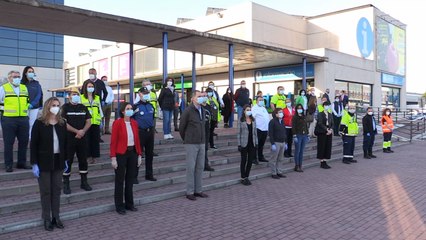 Los Reyes aplauden a los trabajadores de Mercamadrid