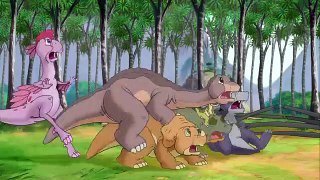 Sharptooth Melhores Momentos   Em Busca do Vale Encantado Em Português   Desenhos Animados