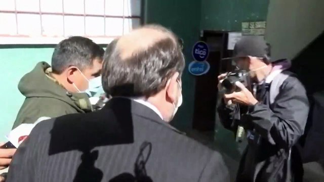 Bolivia | La oscura compra de 170 respiradores desemboca en el arresto y cese del ministro de Salud