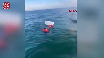 ABD'de tekneleri batan 2 adamın kurtarılma anları kamerada