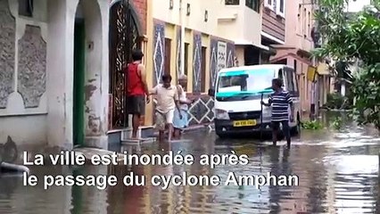 Inde: Calcutta se réveille les pieds dans l'eau après le passage du cyclone Amphan