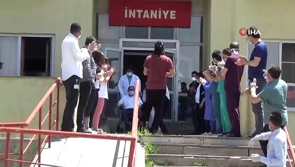 Korona virüs tedavisi gören 51 yaşındaki hasta taburcu oldu