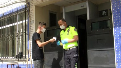 ATM cihazında bulduğu 4 bin lirayı sahibine ulaştırdı - SAMSUN