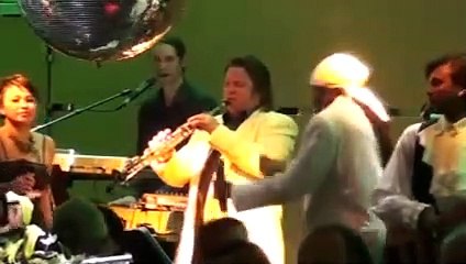 freakout 6 live (no woman no cry- mercy- what a wonderful world-  when love takes over)