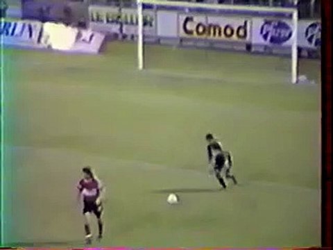 07/08/1993 : Jocelyn Gourvennec (84') : Rennes - Valenciennes (2-1)