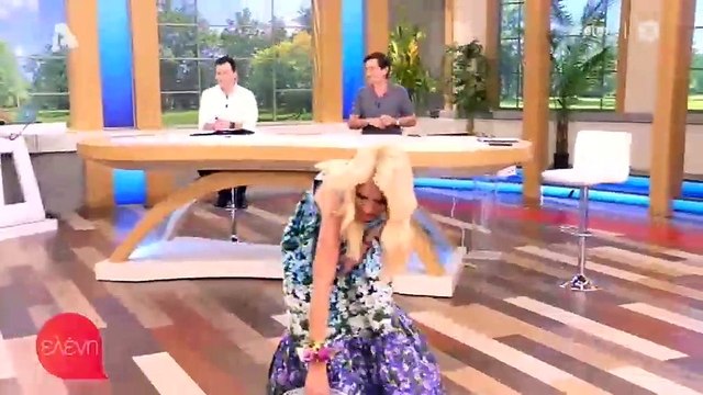 Ελένη Μενεγάκη: Το δώρο που της έστειλε ο Νίκος Μουτσινάς