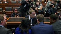 Zuckerberg usa Bolsonaro como exemplo de informações falsas